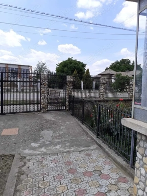 De vânzare casă - 110MP - imagine 2