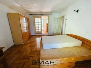 Casă spațioasă în centrul Brașovului - imagine 4