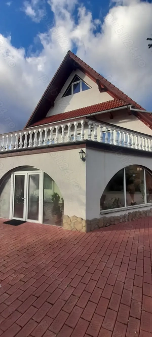 Vand casa in Bran in apropierea partiei de ski cu vedere spre Mtii Piatra Craiului si Bucegi - imagine 2