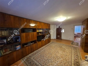 Casa individuala cu 3 camere si 200mp teren in centru istoric Sibiu - imagine 2