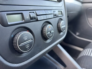 VW Golf V 2.0 United climă automată comenzi volan etc. recent adus din Germania - imagine 6