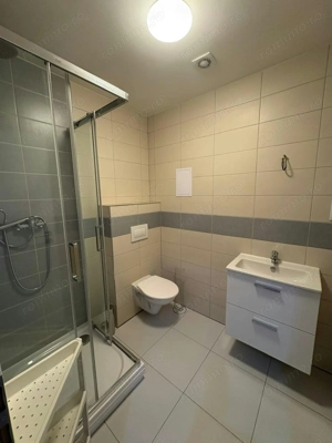 apartament o camera situat în zona Olimpia