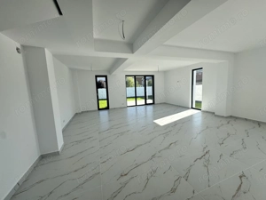 Vila 5 camere Otopeni Central