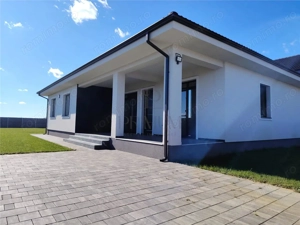 CASA INDIVIDUALA - FINISAJE PREMIUM - TEREN 748 MP - ZONA LINISTITA