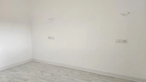 Apartament 3 camere in Deva, zona Dacia-Liceul Auto - imagine 9