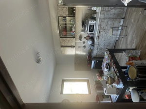 Vând casă la curte  - imagine 4