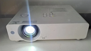 Panasonic PT VW 431 D videoproiector folosit 7 ore film muzica