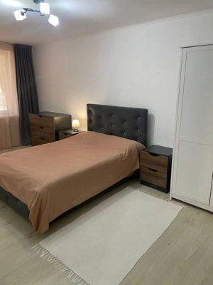 Garsoniera de inchiriat in zona Tractorul - imagine 3