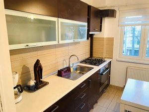 De inchiriat apartament 3 camere Zona Circumvalatiunii Favorit Gh Lazar