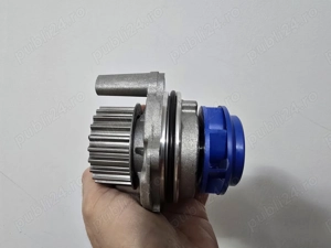 Pompa de apa SKODA OCTAVIA II (1Z3) 1.6 benzina 102 cai SKF