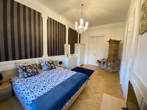 Cladire Istorica, 4 camere, 134 mp, Renovat, Zona Sinaia, Comision 0% - imagine 6