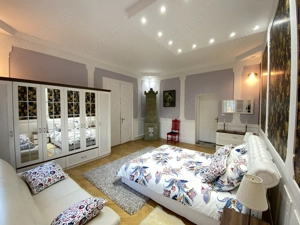 Cladire Istorica, 4 camere, 134 mp, Renovat, Zona Sinaia, Comision 0% - imagine 3