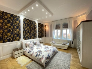 Cladire Istorica, 4 camere, 134 mp, Renovat, Zona Sinaia, Comision 0% - imagine 4