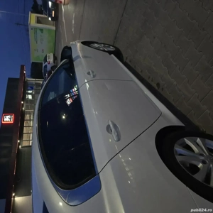 Renault Latitude - imagine 5 Renault Latitude - imagine 5