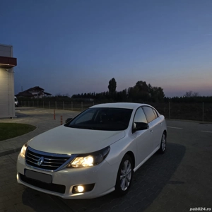 Renault Latitude - imagine 2 Renault Latitude - imagine 2