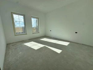 COMISION 0% | Jumatate De Duplex Pe Parter | 4 Camere | Sag | 90mp - imagine 2