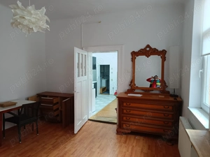 Închiriez apartament cu o cameră în zona centrală