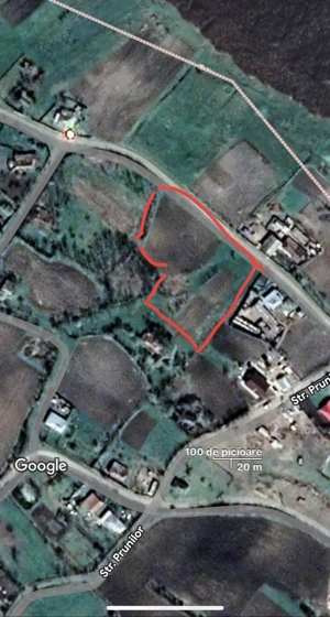 Vând teren intravilan în Unțeni 