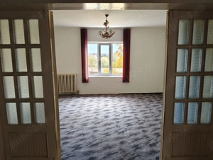 Vând casă în Zimandu Nou - imagine 4