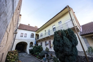 2 apartamente, 1 etaj, o oportunitate rară – ultracentral - imagine 12