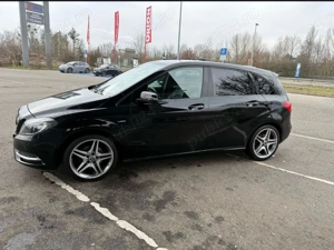 Mercedes-Benz B 200 - imagine 7