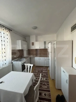 Apartament de vanzare, semidecomandat, cu 2 camere, 50 mp | Piata 1 mai