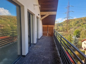 Ramnicu Valcea - Stirbei  Voda - Raul Olanesti - imagine 2