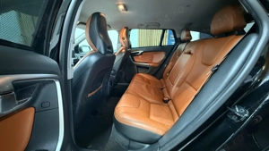 ** Volvo V60 ** - imagine 13
