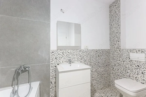 REZERVAT! Apartament nou, ultracentral, cu loc de parcare privat - imagine 8