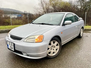 Honda Civic coupe an fabricație 2001