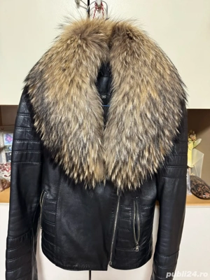 Geaca de piele cu guler din blana