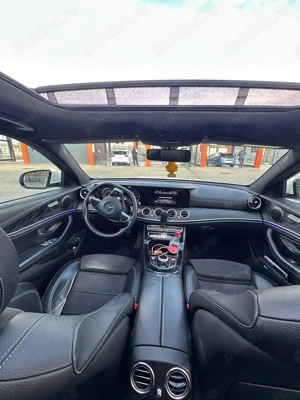 Mercedes-Benz E 220 d Aut. - imagine 6 Mercedes-Benz E 220 d Aut. - imagine 6