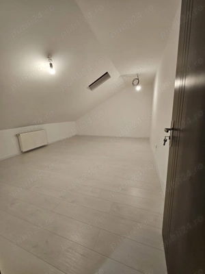 Apartament decomandat 2 camere mobilate + 2 camere nemobilate mansarda - imagine 7