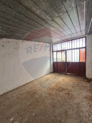 Casă  si spatiu comercial cu suprafata de 483 mp - imagine 3