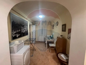 Apartament cu 2 camere de vânzare în zona Sud-Vest - imagine 5