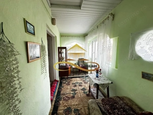 Casa batraneasca din caramida de vanzare si 4500 mp teren Negri Bacau - imagine 10