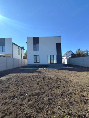 Casa Individuala Moderna-  5 camere, Gatat de Mutat Com Berceni