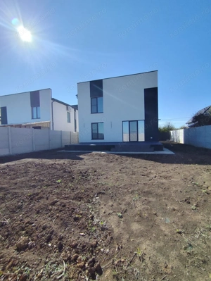 Casa Individuala Moderna-  5 camere, Gatat de Mutat Com Berceni - imagine 3 Casa Individuala Moderna-  5 camere, Gatat de Mutat Com Berceni - imagine 3