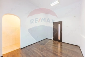 Spațiu comercial de inchiriat in zona Podgoria - imagine 3