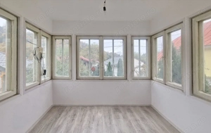 Aproape De Castelul Cantacuzino