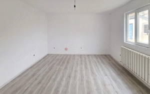 Aproape De Castelul Cantacuzino - imagine 3