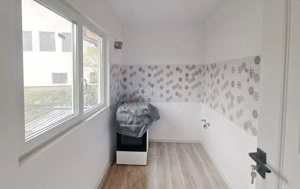 Aproape De Castelul Cantacuzino - imagine 9