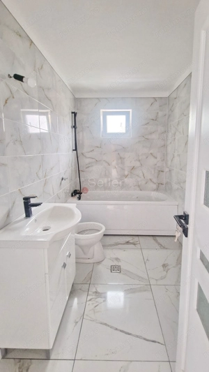 Aproape De Castelul Cantacuzino - imagine 16