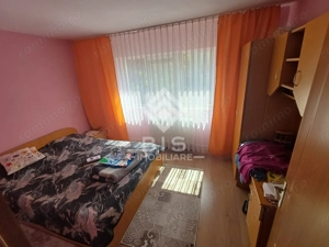 Apartament 3 camere, Etaj 2/4,  Zonă liniștită - imagine 3 Apartament 3 camere, Etaj 2/4,  Zonă liniștită - imagine 3