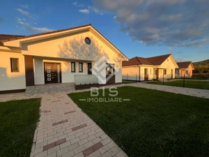 Case moderne de vânzare – 143 mp utili, teren 7 ari | Zona Unirea - imagine 2