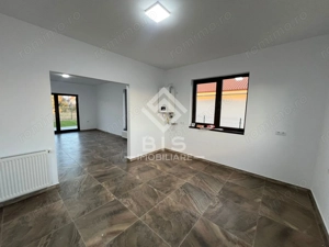 Case moderne de vânzare – 143 mp utili, teren 7 ari | Zona Unirea - imagine 19