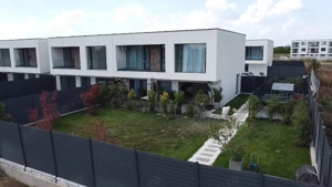 Casă duplex P+1 de vânzare Tunari – finisaje premium, teren 505 mp