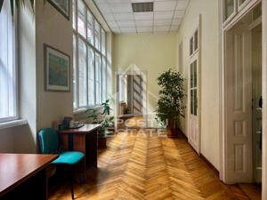 Apartament cu 5 camere,zona Ultracentral