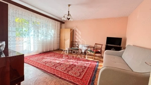 Apartament cu o camera, decomandat, balcon deschis , etajul intai