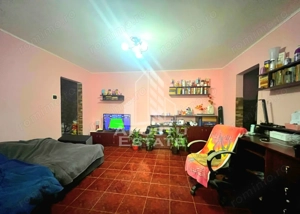Apartament cu 2 camere,zona Confectii
